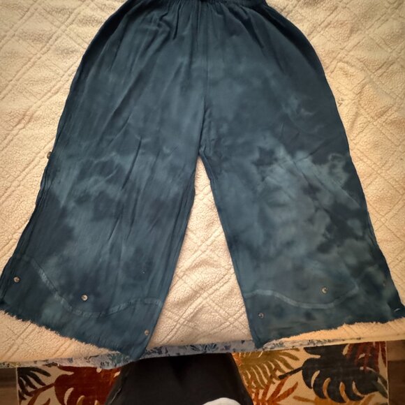 NWT MARIA DE GUADALAJAR COTTON GAUZE WIDE LEG 2XL/3XL PLUS PANTS WITH BUTTONS - Picture 2 of 2